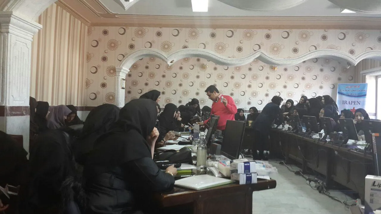 برگزاری کارگاه آموزش عملی استفاده از دستگاه لیپیدپرو 