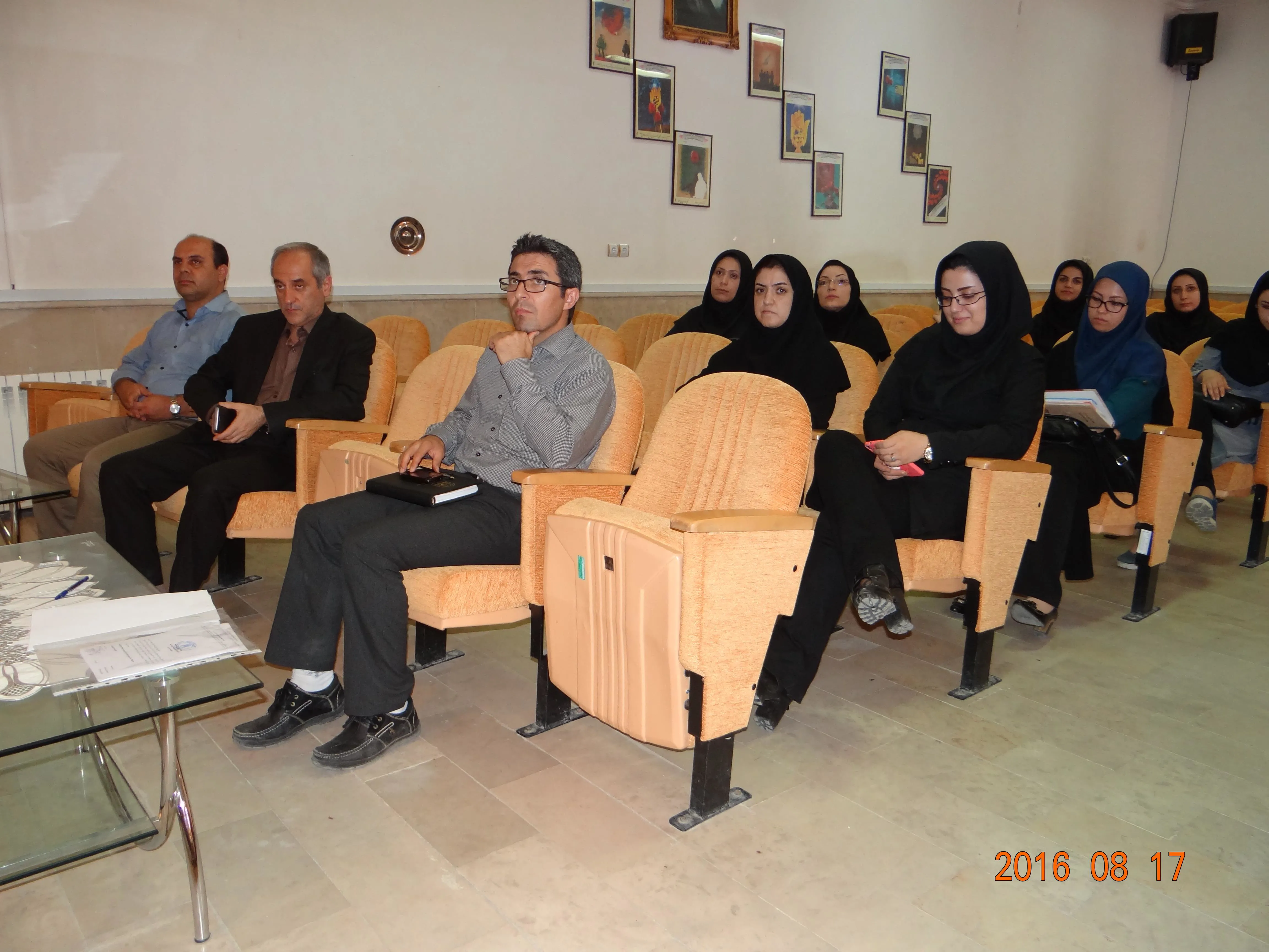 جلسه هماهنگی گسترش شبکه با کارکنان جدید طرح پزشک خانواده