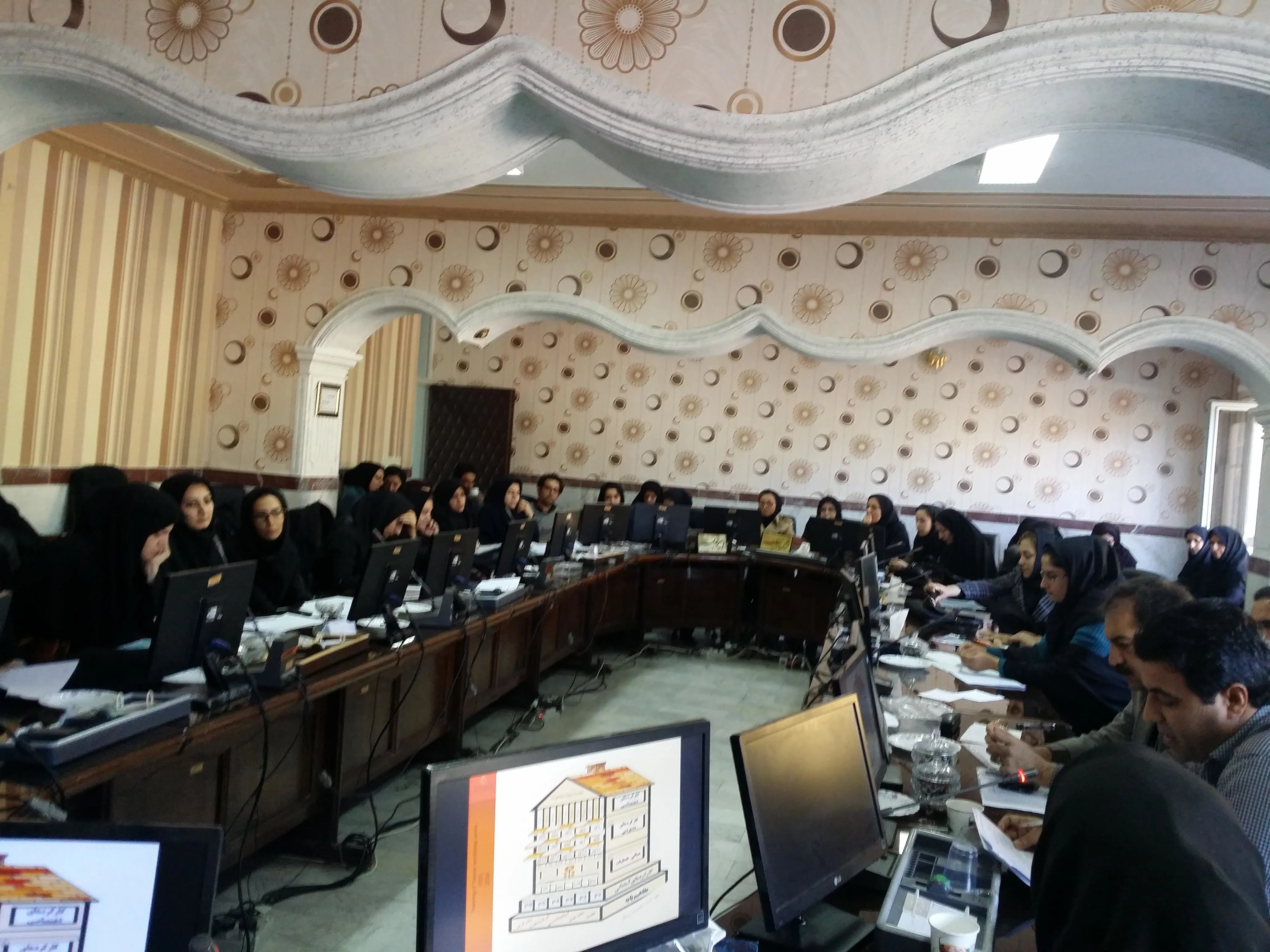 برگزاری کارگاه تدوین EOP برای تمامی پزشکان شاغل در حوزه معاونت بهداشت و کارشناسان ستادی
