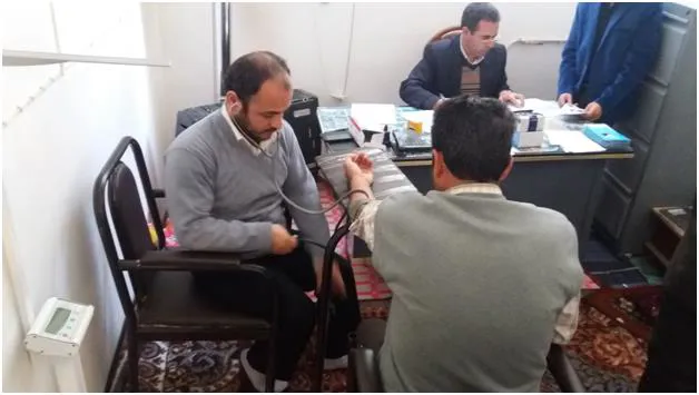به مناسبت هفته دیابت ، نمازگزاران روز جمعه در مسجد جامع مراغه مورد معاینه و ارزیابی قرار گرفتند .