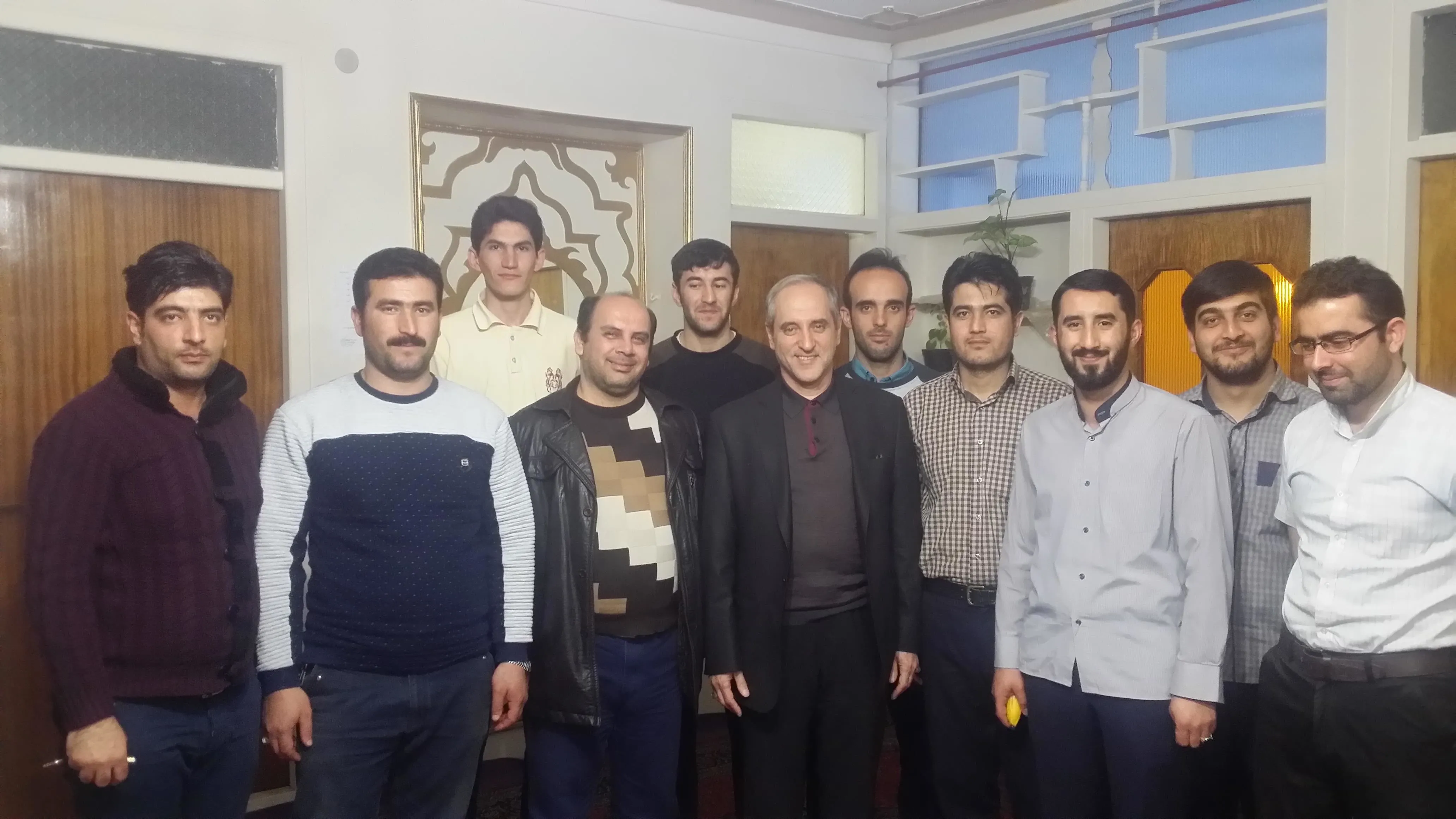 بازدید معاون بهداشتی از خوابگاه دانش آموزان بهورزی