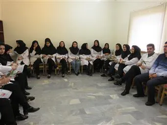 تجلیل از همکاران شاغل در آزمایشگاه مرکزی به مناسبت روز علوم آزمایشگاهی 