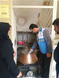 خدمت رسانی کارشناسان بهداشت محیط در مراسم روز اربعین 