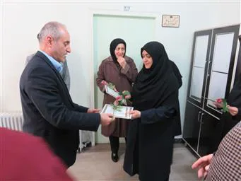 تقدیر معاون بهداشتی از پرستاران شاغل در حوزه بهداشت