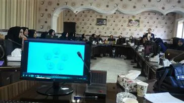 برگزاری جلسه آموزشی سوانح و حوادث به کلیه مراقبین سلامت شهری و روستائی