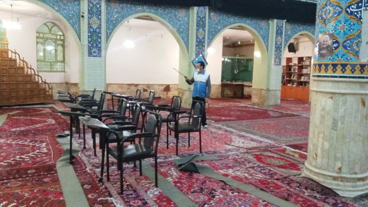 مسجد جامع شهرستان مراغه برای نمازگذاران ضد عفونی گردید 