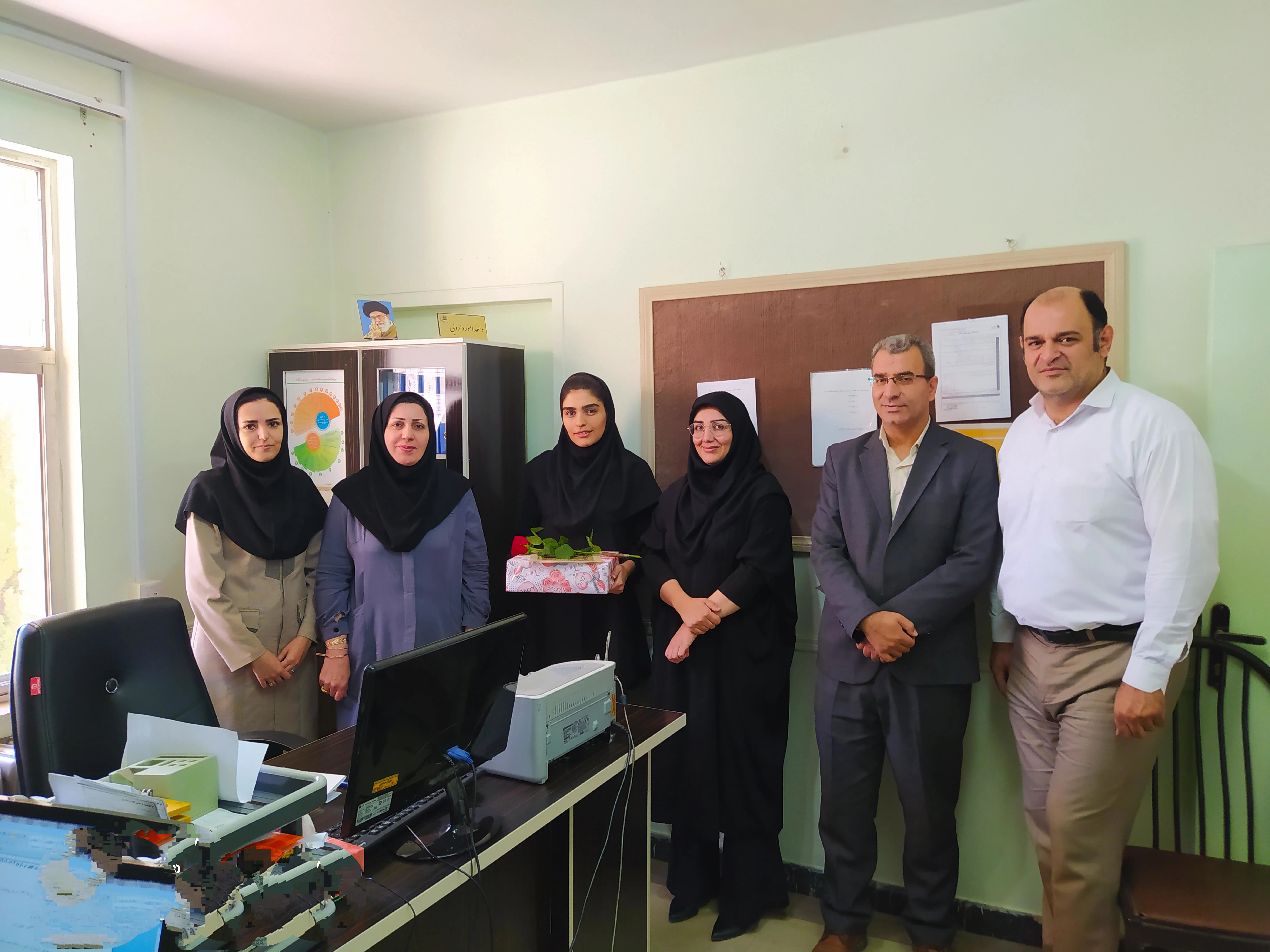 تقدیر معاون بهداشتی از داروساز معاونت بهداشت 
