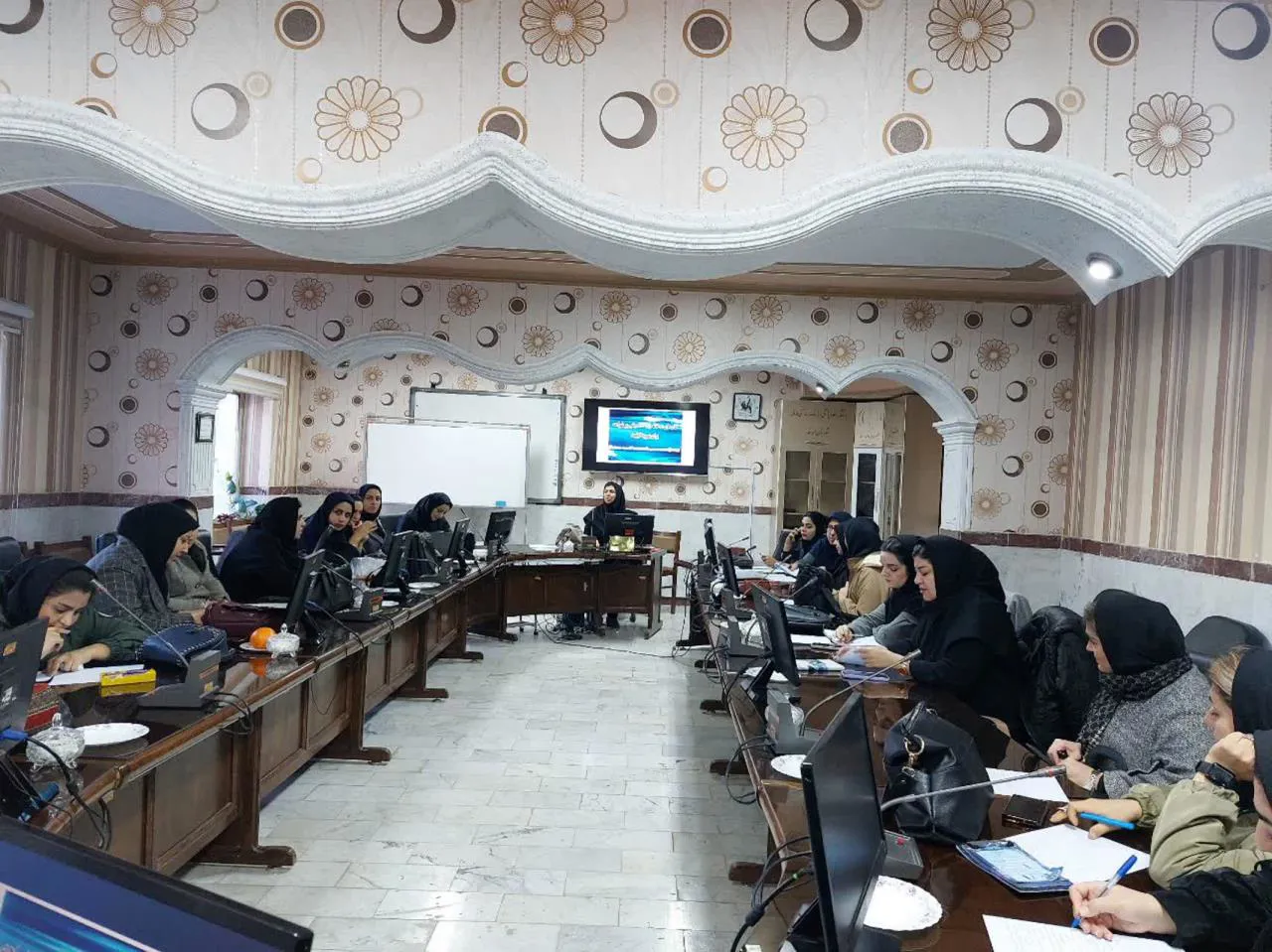  برگزاری کارگاه آموزشی « بهبود کیفیت مراقبت های نوزادی مبتنی بر شواهد " 