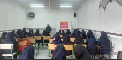  جلسه آموزشی اچ آی وی با رویکرد نوین " برای دانش آموزان دخترانه / رحمانی برگزار شد 
