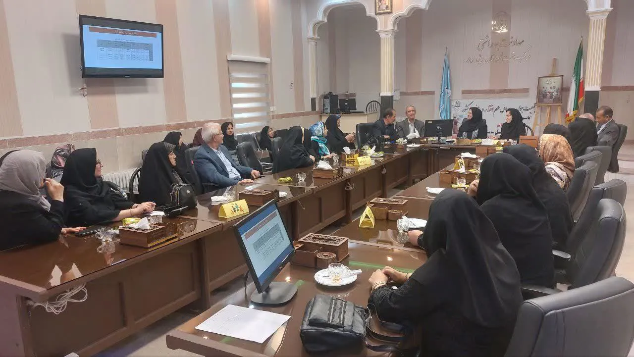 نشست بررسی شاخص‌های شهر دوستدار سالمند در معاونت بهداشتی مراغه برگزار شد