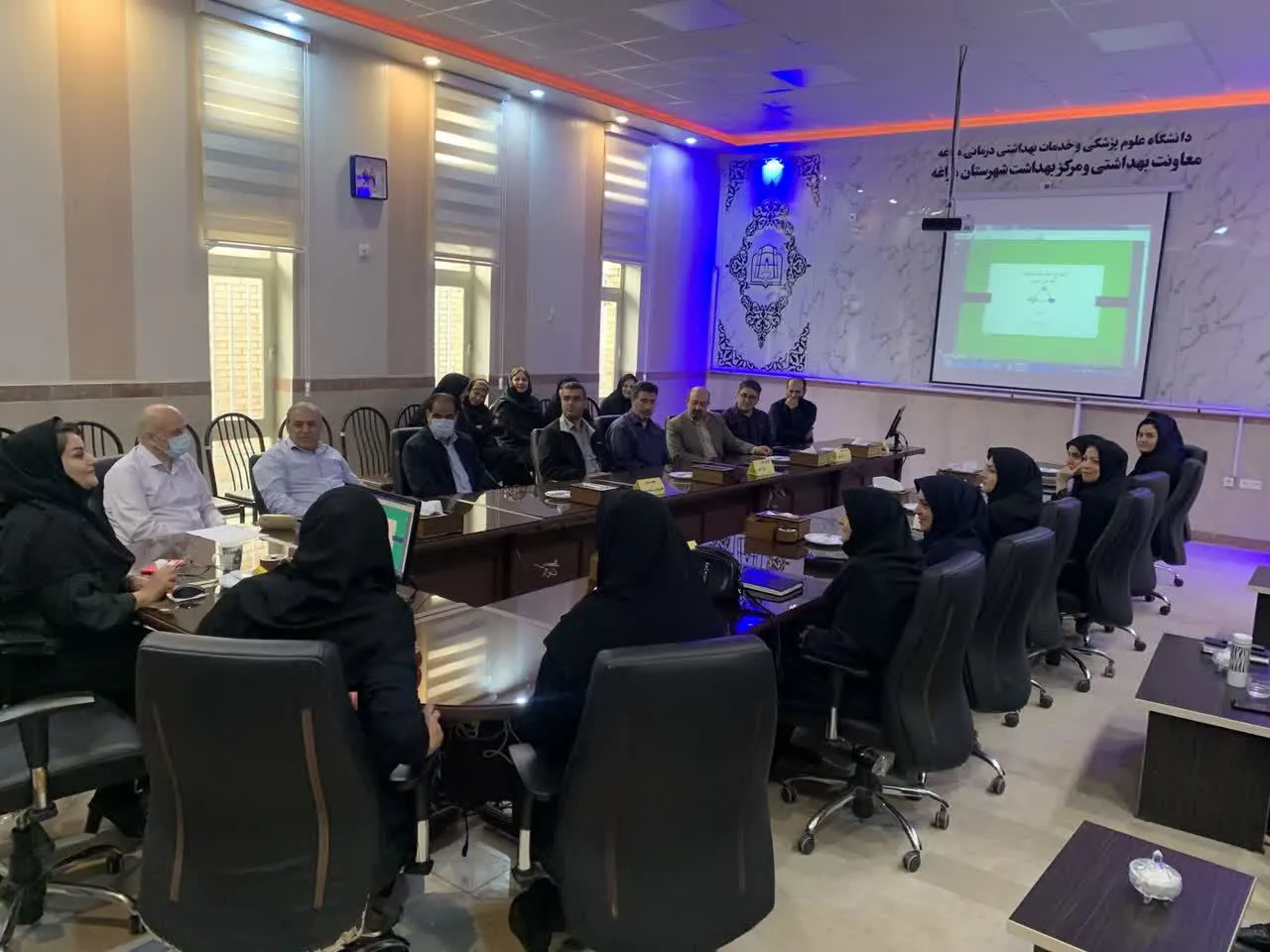 کارگاه "ازدواج آسان و بهنگام "و "آسیب ها و تبعات بی فرزندی و تک فرزندی در خانواده "