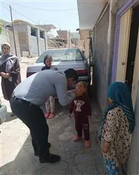 💠 گزارش تصویری انجام واکسیناسیون در روستاهای صعب العبور توسط تیم بهداشتی