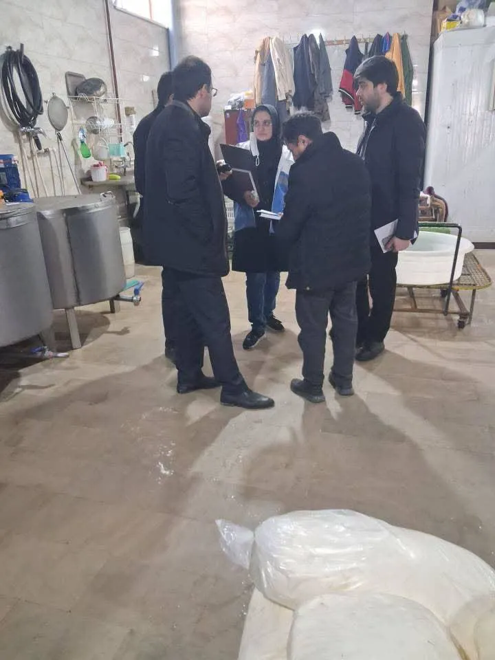 بازدید مشترک بر کارگاه‌های لبنیاتی در شهرستان مراغه