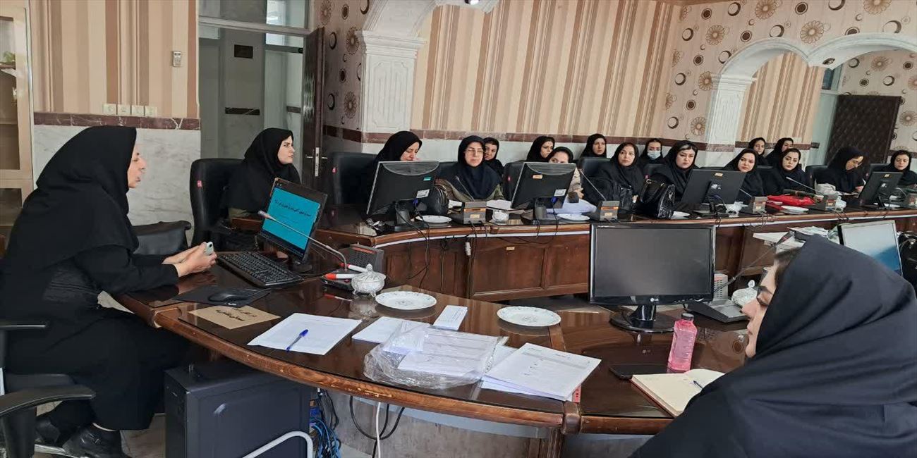 برگزاری جلسه آموزشی سلامت کودکان ویژه مراقبان سلامت