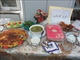 برگزاری جشنواره غذای سالم در دبیرستان دخترانه ایثارگران شهید احدی