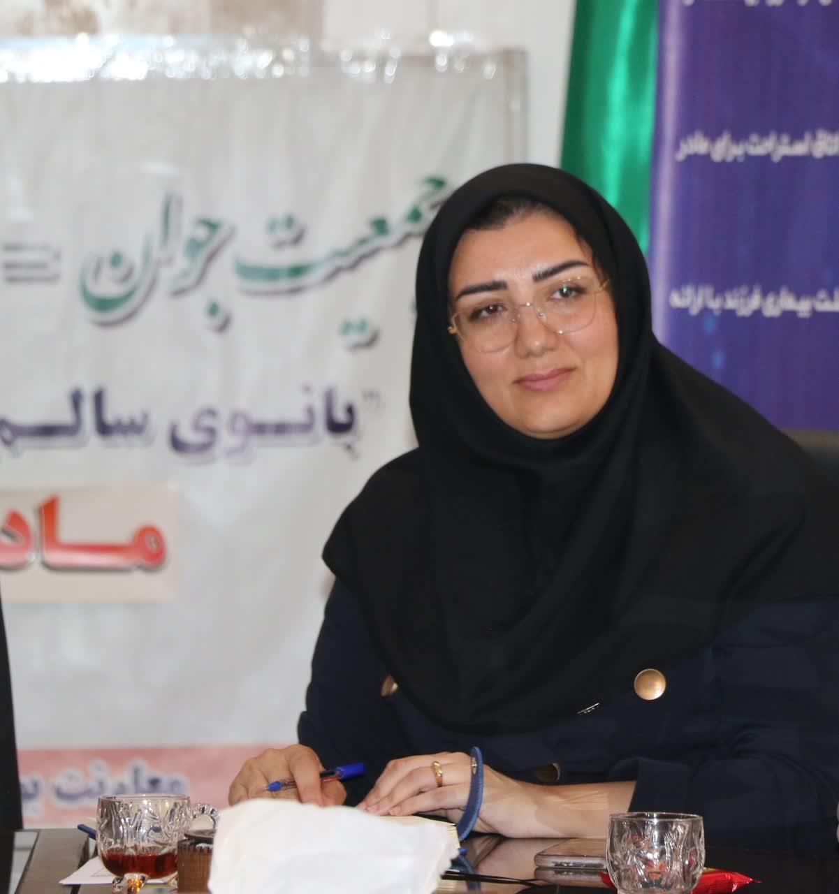 تحلیل راه‌های عبور از بحران در گفت‌وگوی زنده رادیویی با کارشناس سلامت روان معاونت بهداشتی مراغه